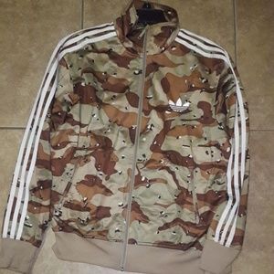 tracktop adidas camo